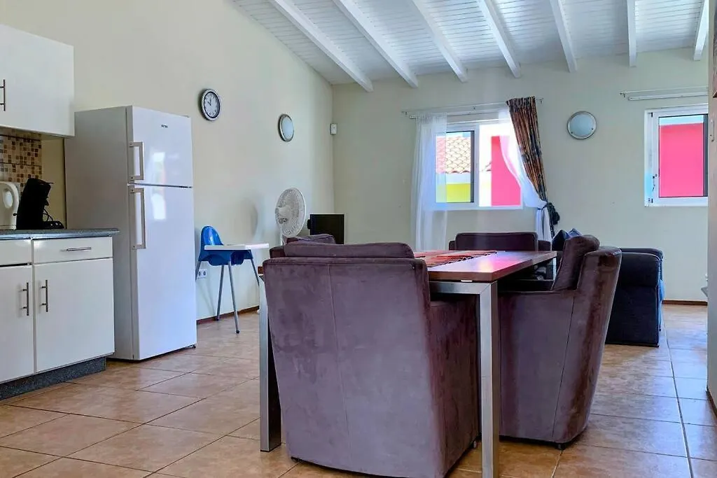 Easy - 2 Bedrooms Apartment #Blue 빌렘스타트 퀴라소